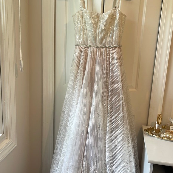 midi dress length in cm Alision Fishtail Midi Dress